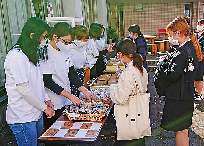 学内販売