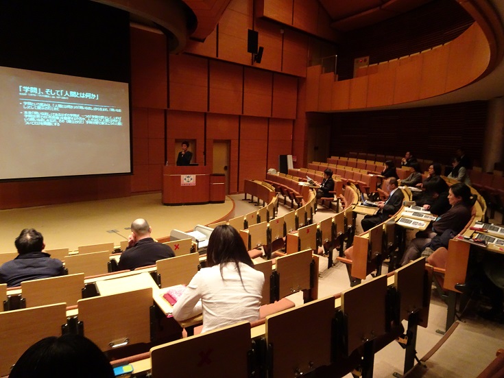 AP事業の一環として福岡女子大学国際文理学部准教授の和栗百恵氏をお招きし、FD/SDを開催しました