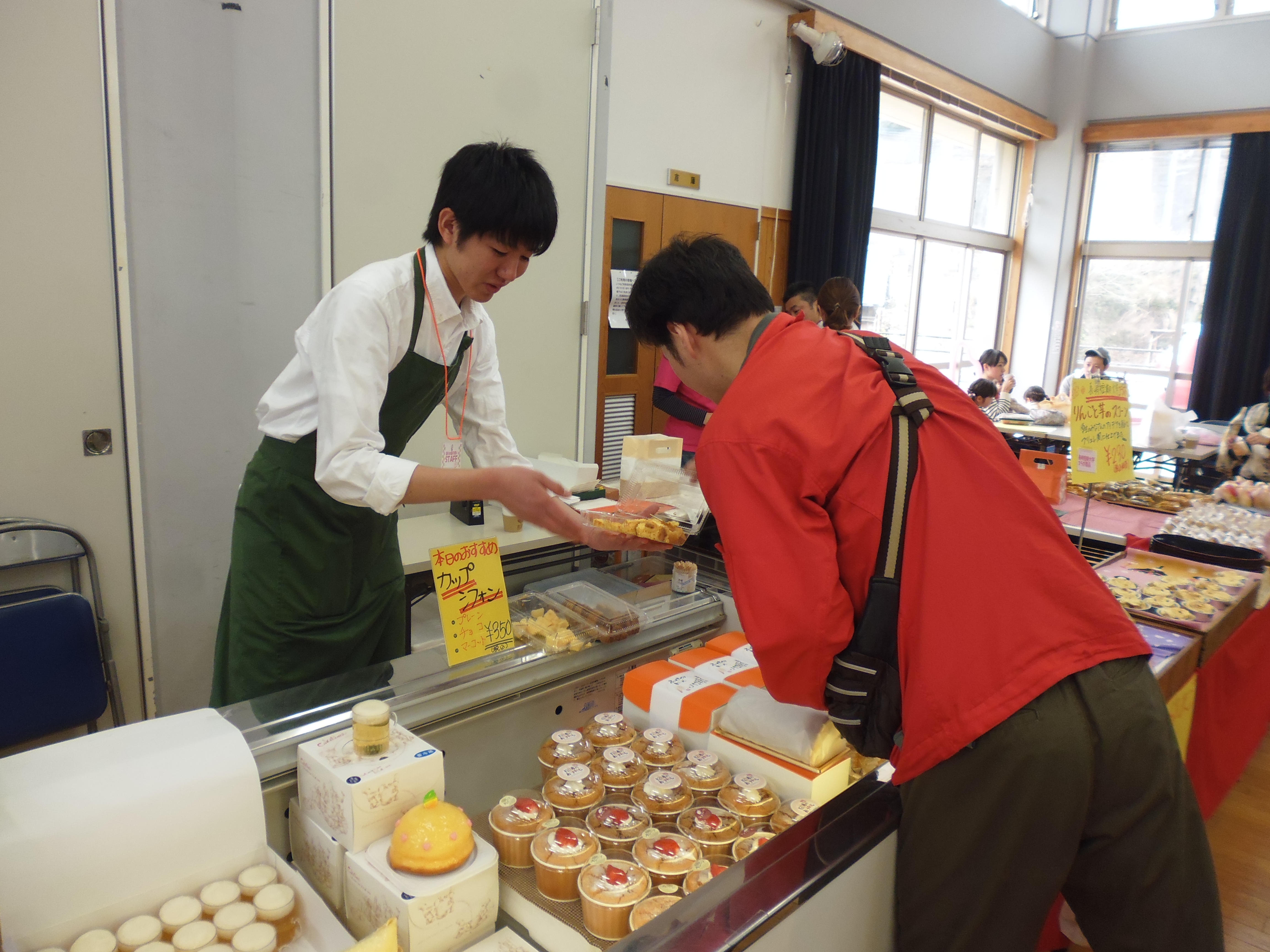 AP事業の一環として、お３時プロジェクト「春のお菓子まつり」in 松浦に参加しました。